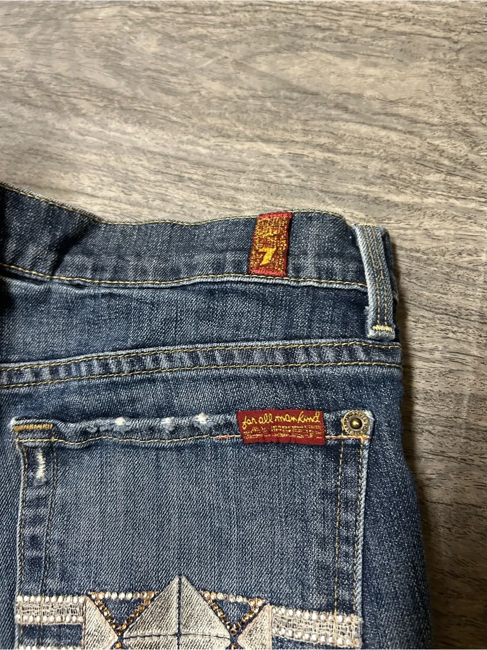 7 For All Mankind Rhinestone Back Pocket Cutoff Shorts Size 28